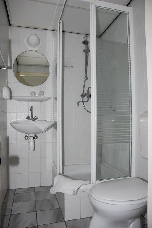 Bed And No Breakfast Joy Bed & Breakfast Нордвик Стая снимка
